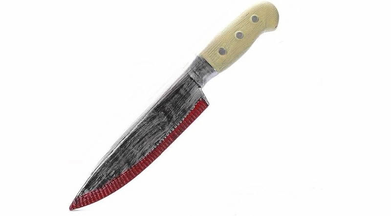 idee-costumi-halloween-adulti-coltello