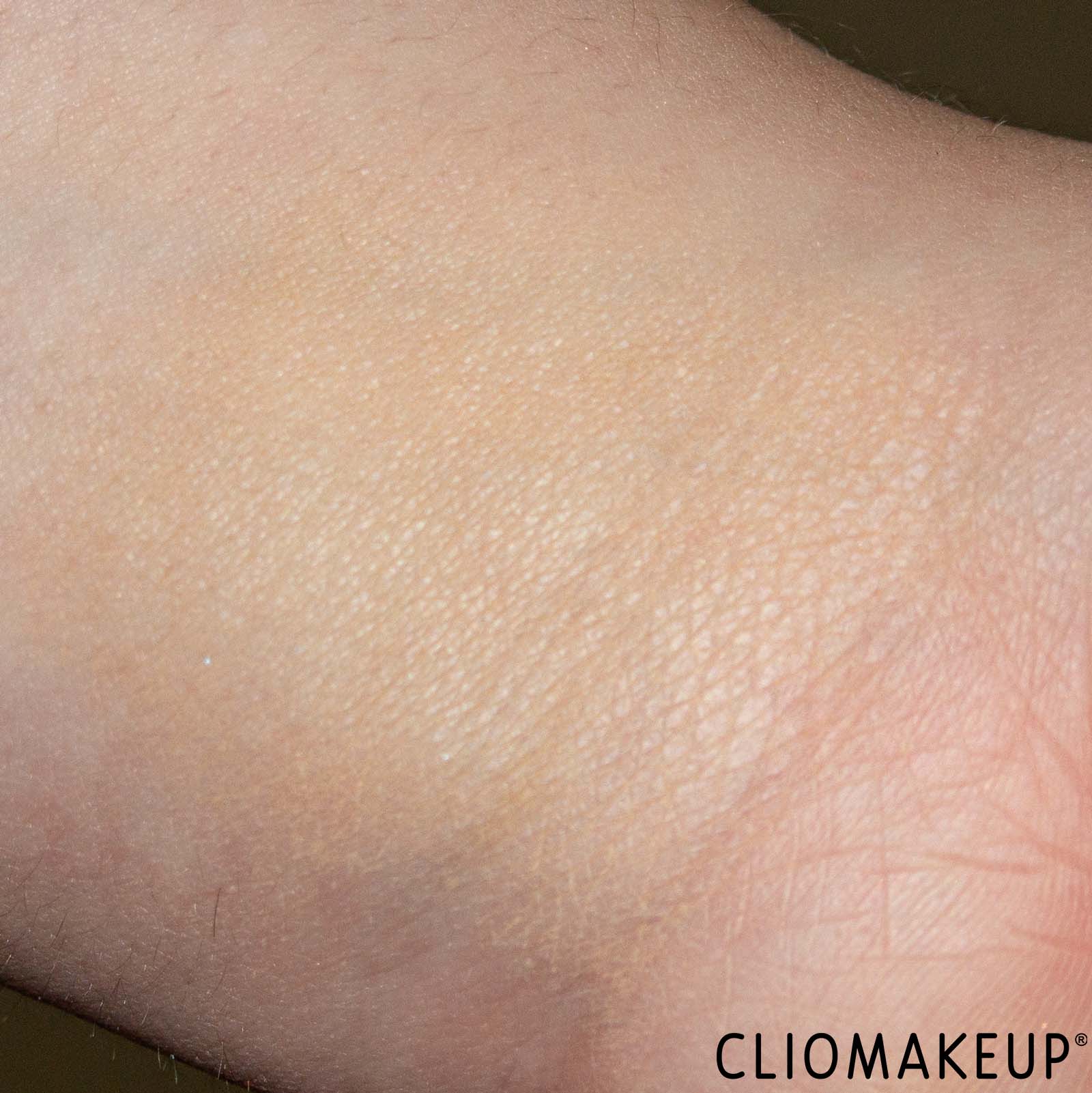 cliomakeup-recensione-fondotinta-deborah-formula-pura-compact-matte-powder-foundation-7