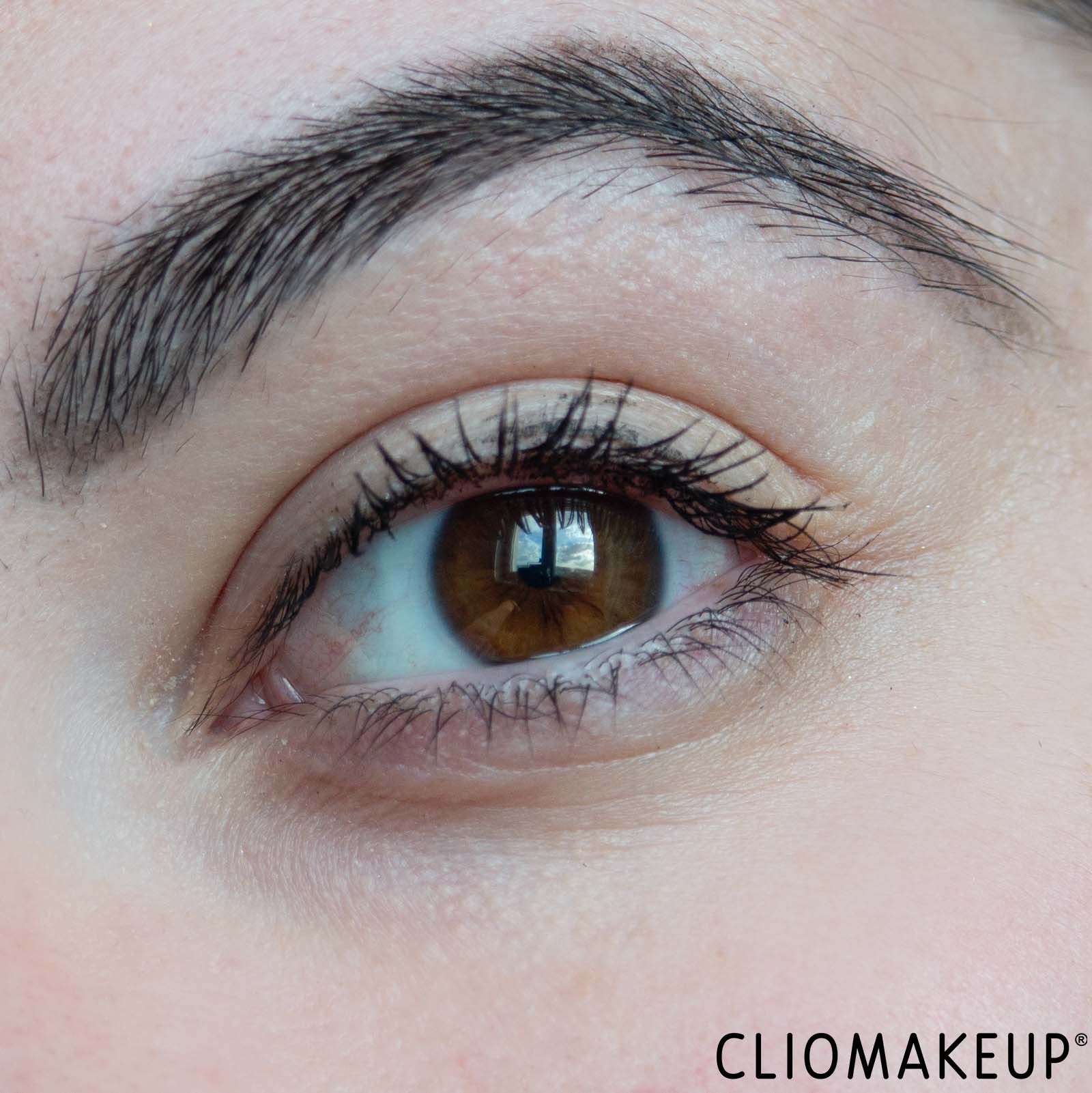 cliomakeup-recensione-mascara-deborah-24-ore-absolute-volume-10