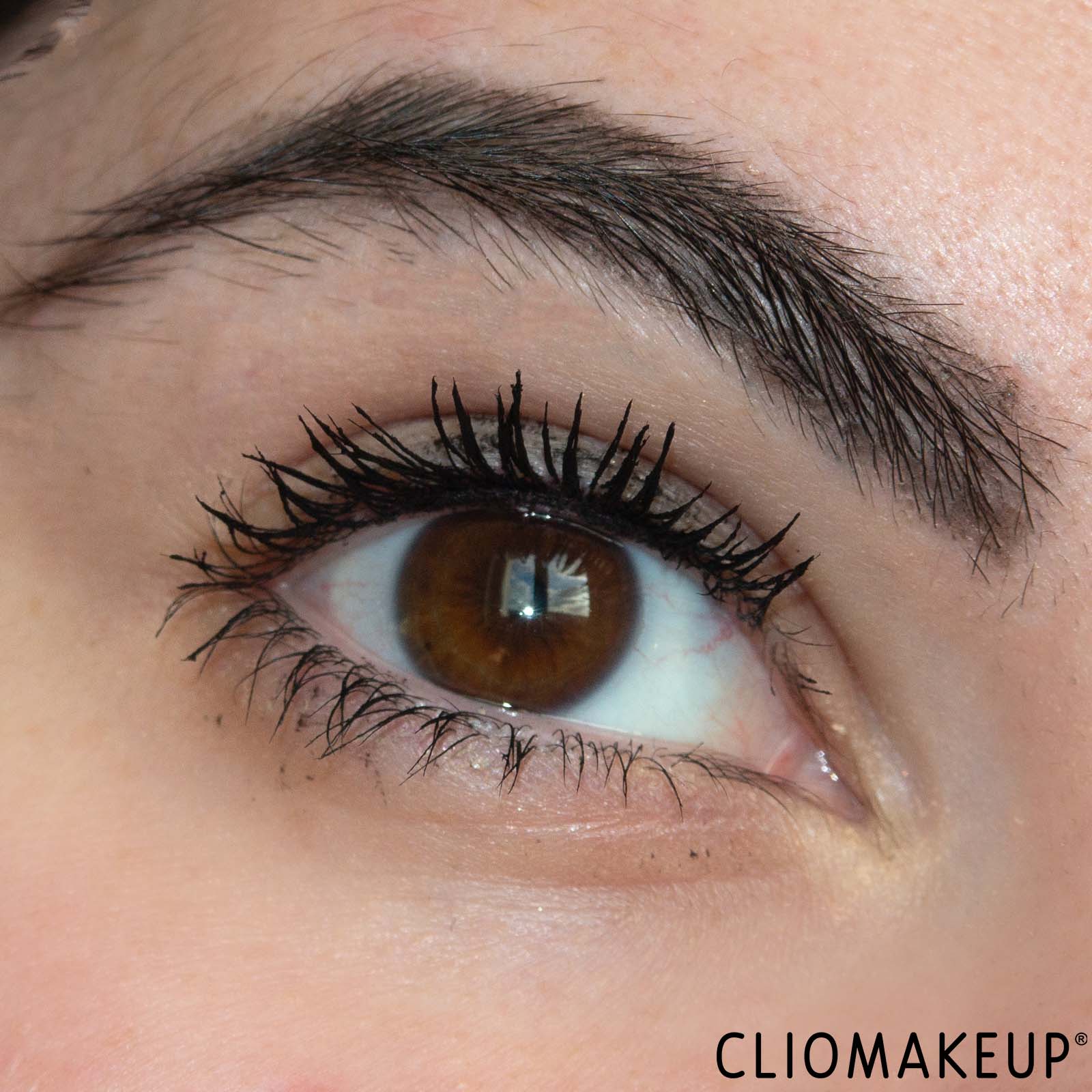 cliomakeup-recensione-mascara-deborah-24-ore-absolute-volume-13