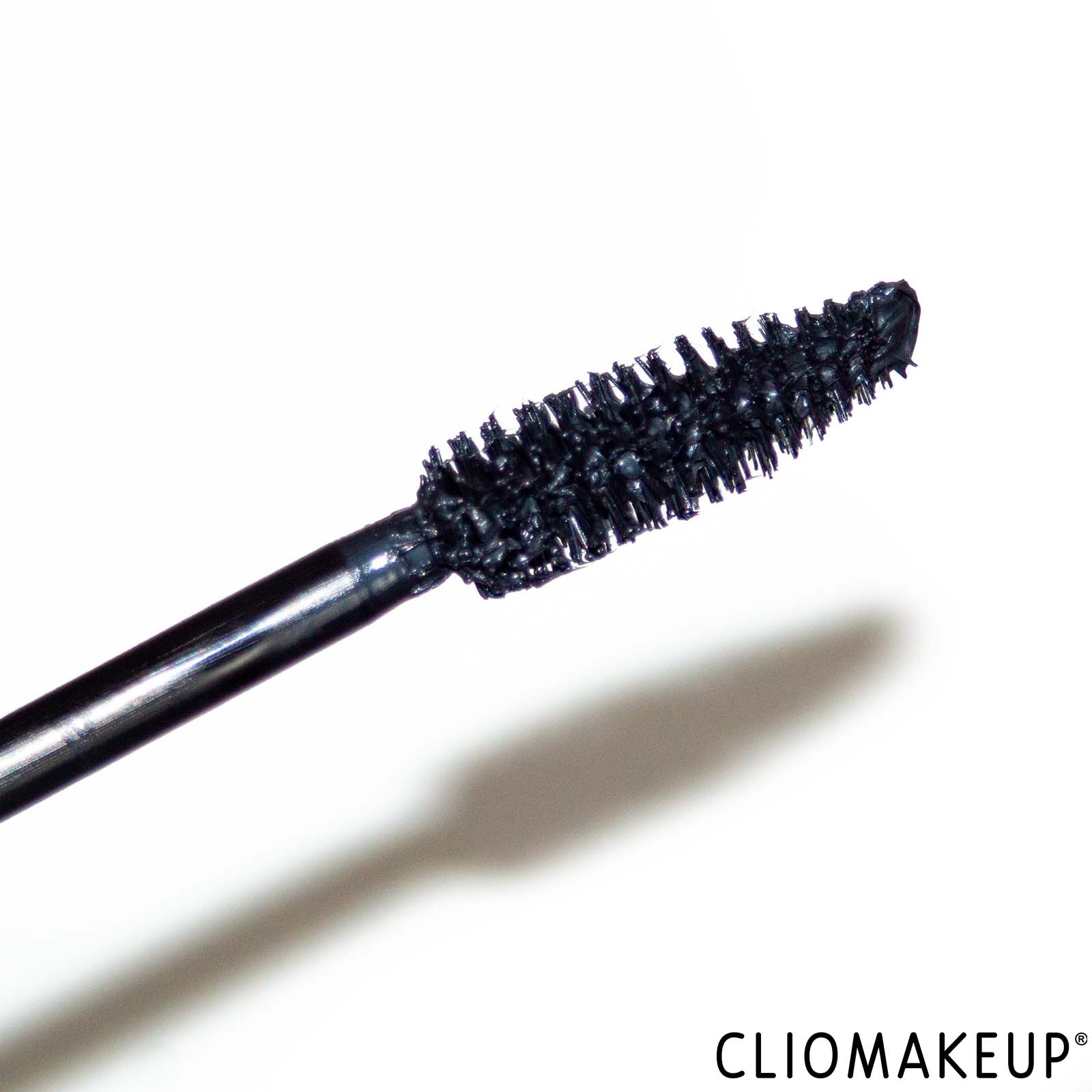 cliomakeup-recensione-mascara-deborah-24-ore-absolute-volume-5