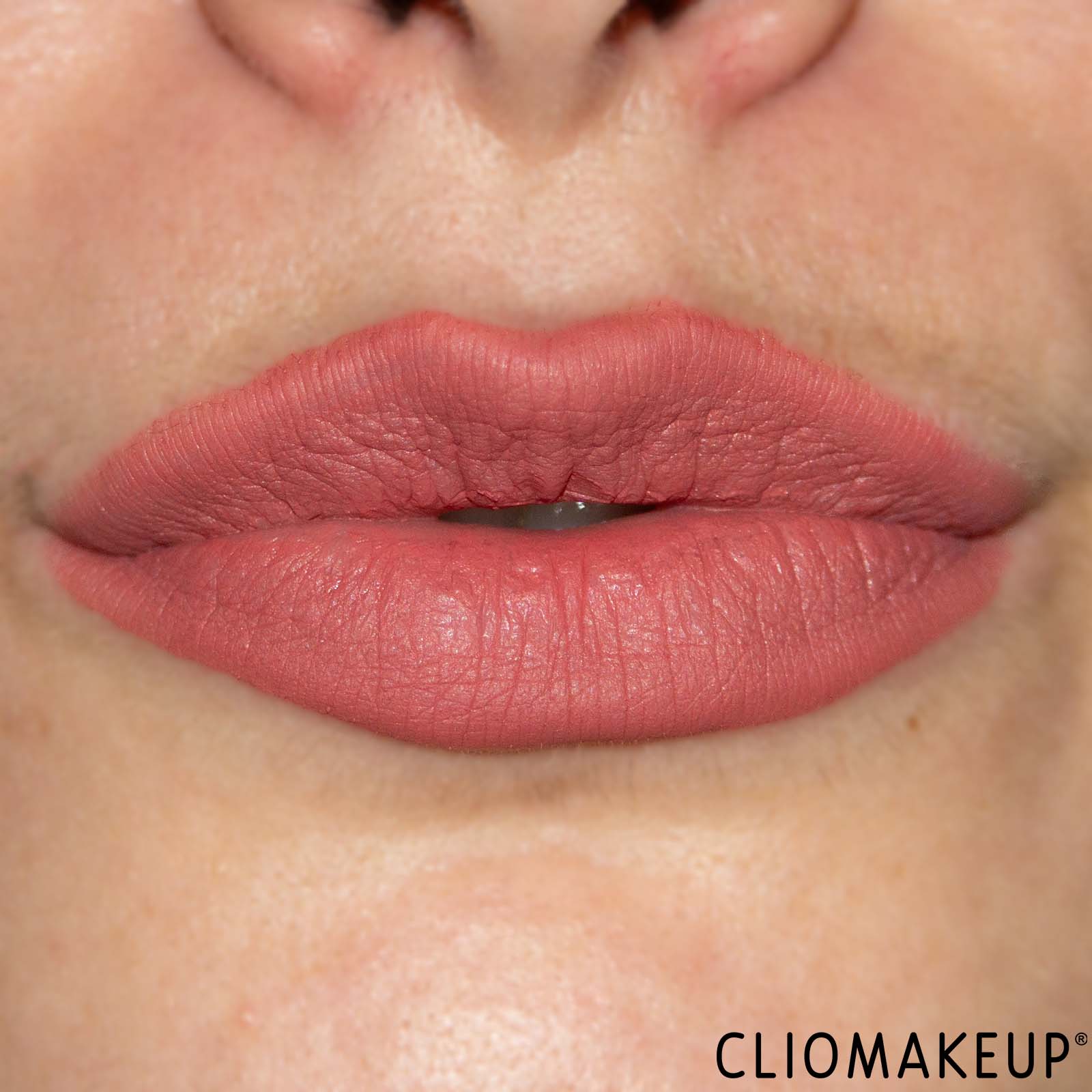 cliomakeup-recensione-rossetti-loreal-infallible-matte-resistance-liquid-lipstick-11