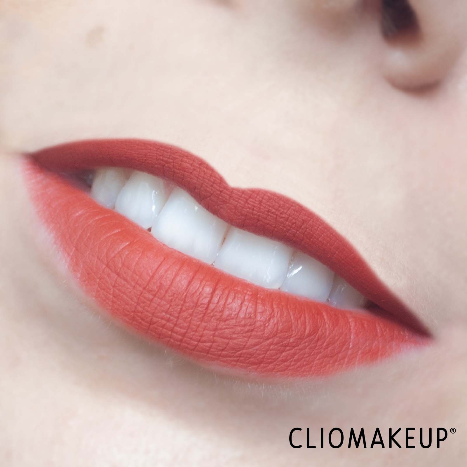 cliomakeup-recensione-rossetti-nars-starlight-powermatte-lipstick-12