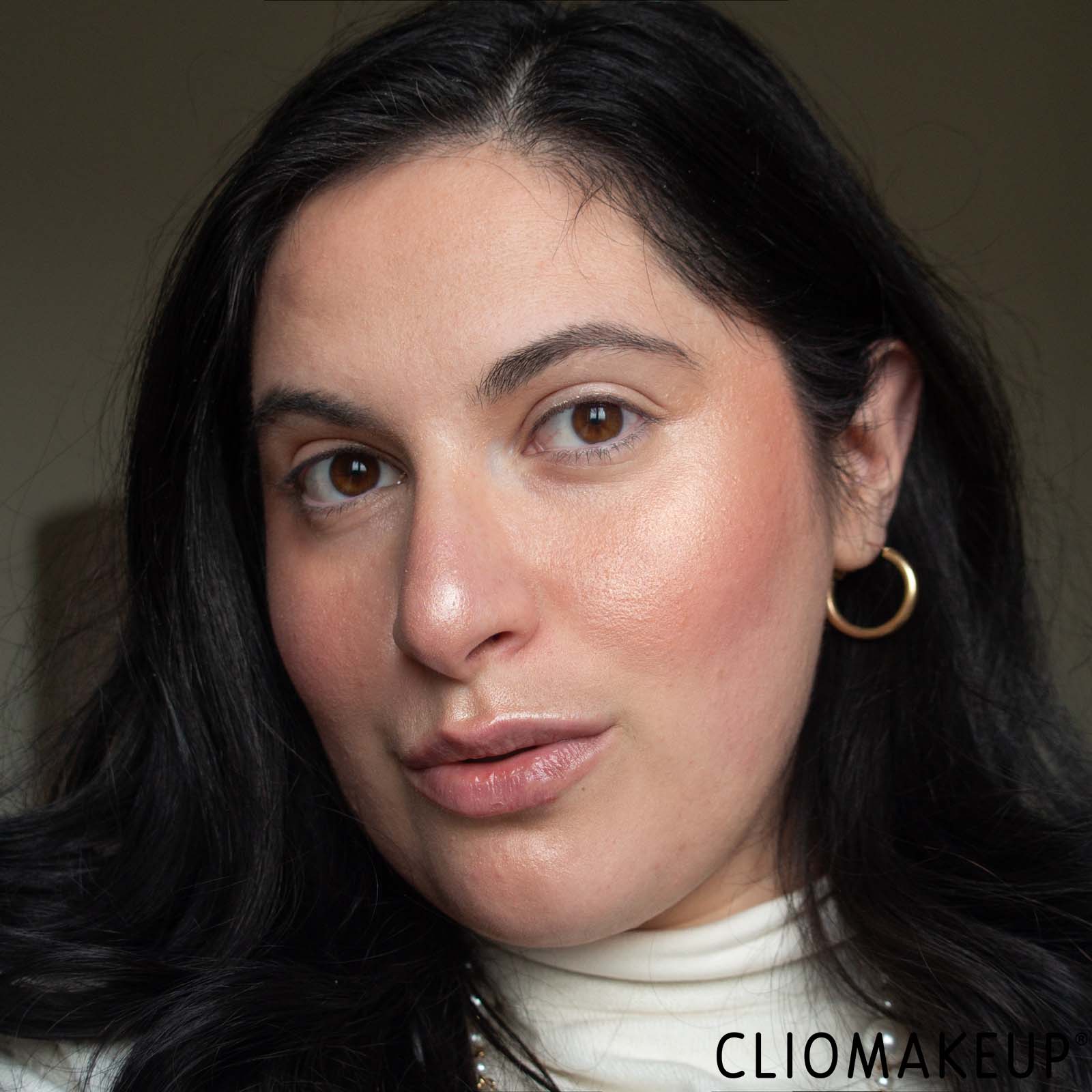 cliomakeup-recensione-bronzer-maybelline-master-chrome-terra-viso-illuminante-10