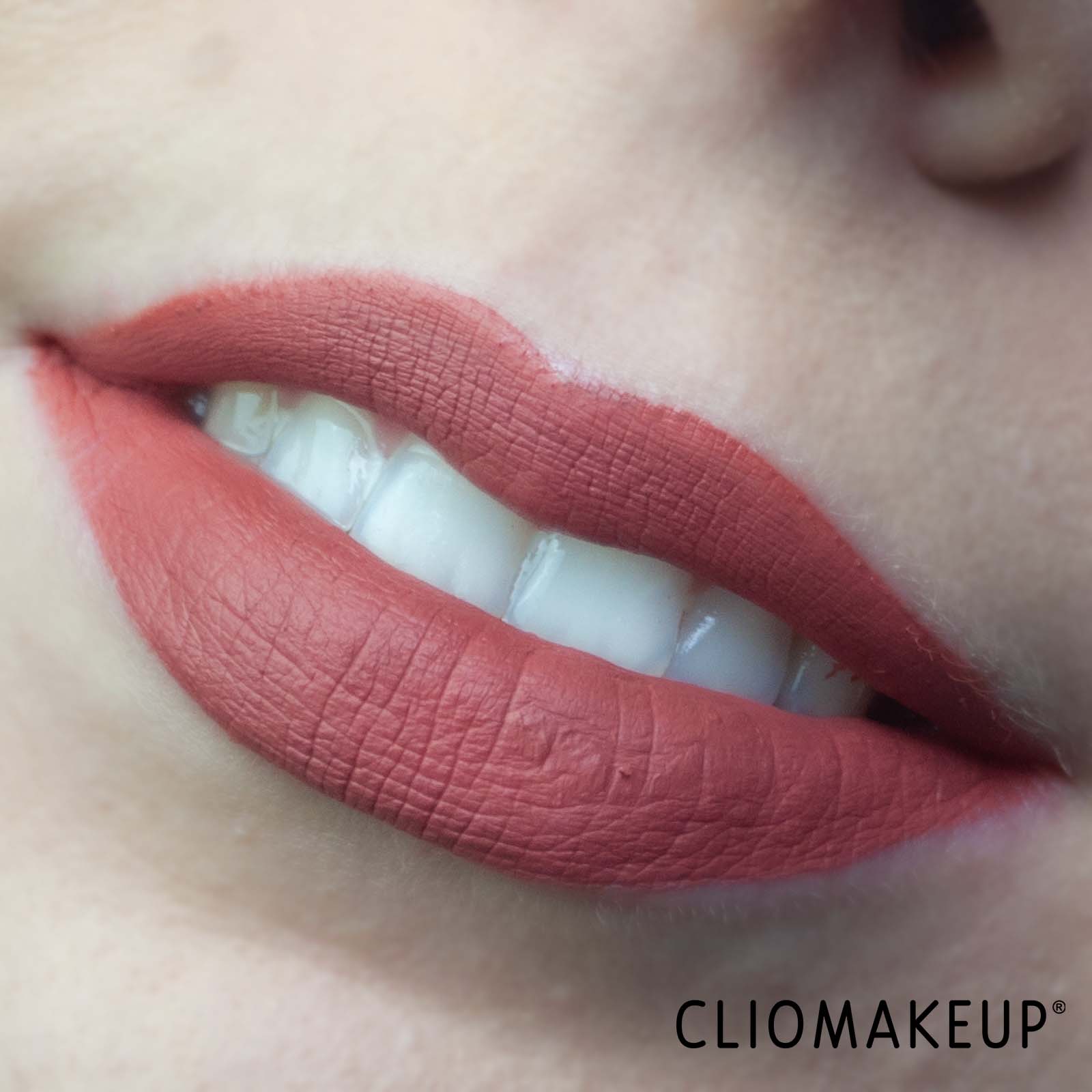 cliomakeup-recensione-rossetto-liquido-nicole-p-cosmetics-after-sex-matte-liquid-lipstick-10
