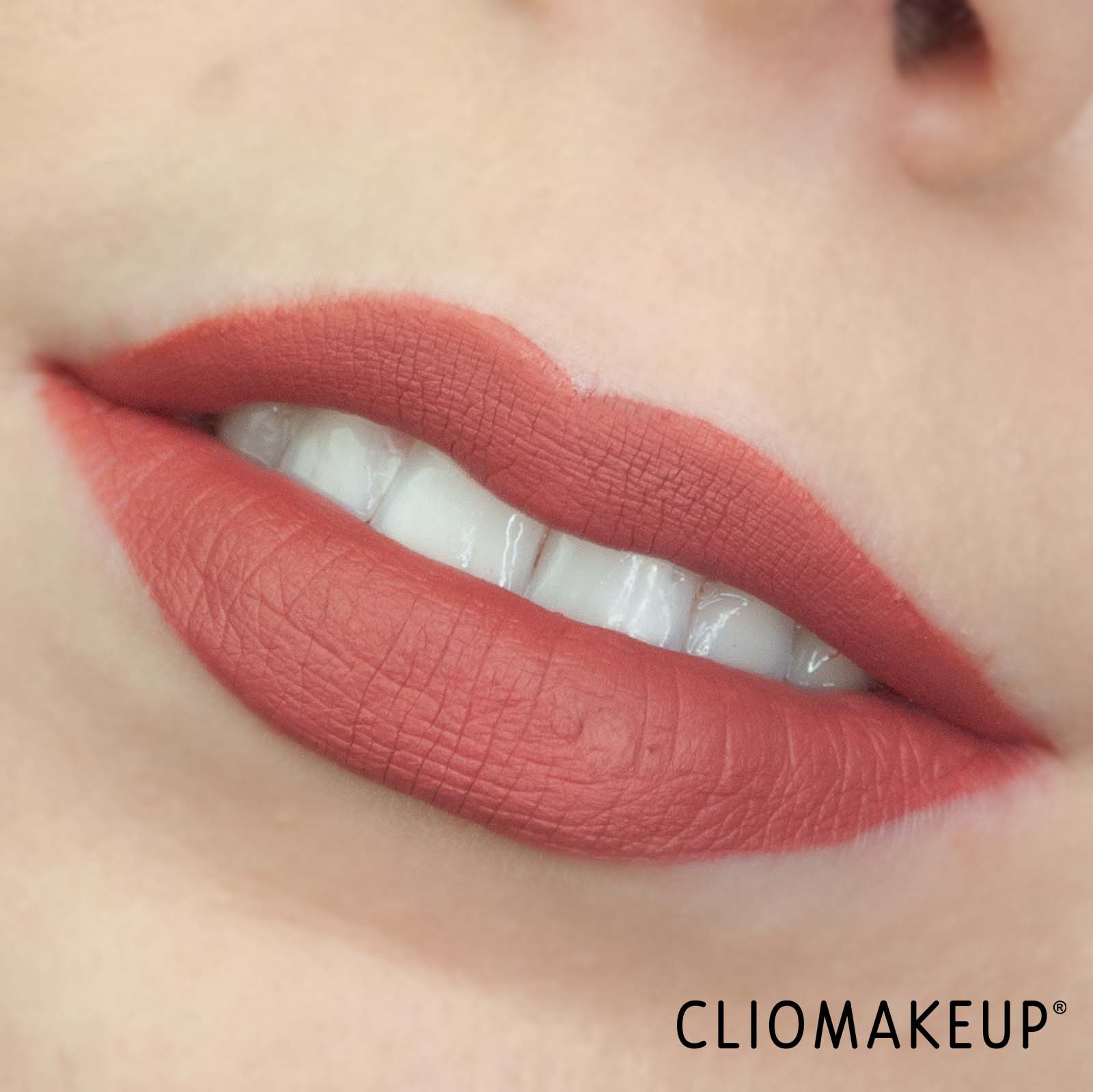 cliomakeup-recensione-rossetto-liquido-nicole-p-cosmetics-after-sex-matte-liquid-lipstick-11