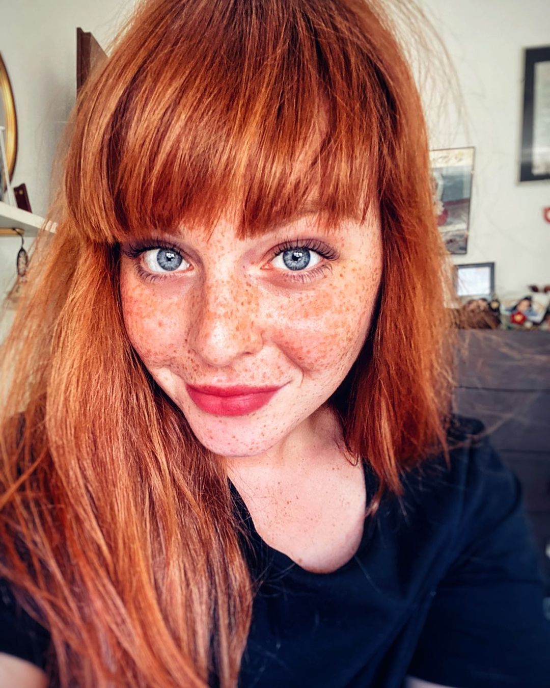 cliomakeup-Come-mantenere-frangia-liscia-lungo-5