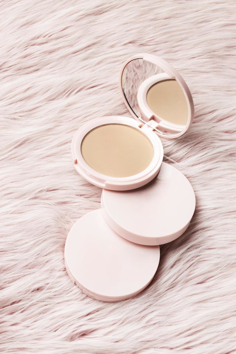 cliomakeup-come-applicare-cipria-2