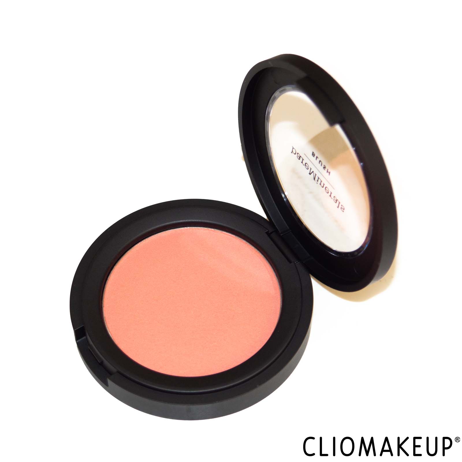 cliomakeup-recensione-blush-bareminerals-holiday-2023-glow-giver-cheek-duo-4