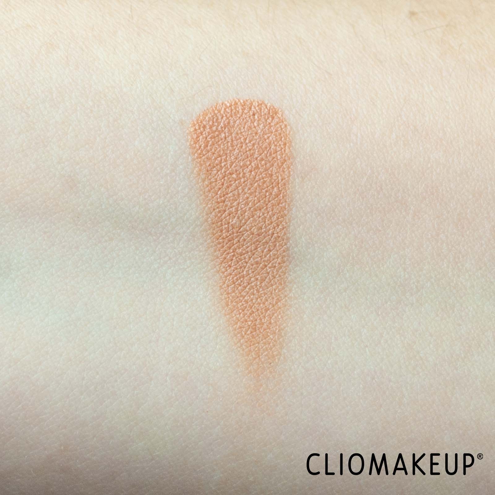 cliomakeup-recensione-correttore-nars-light-reflecting-eye-brightner-6