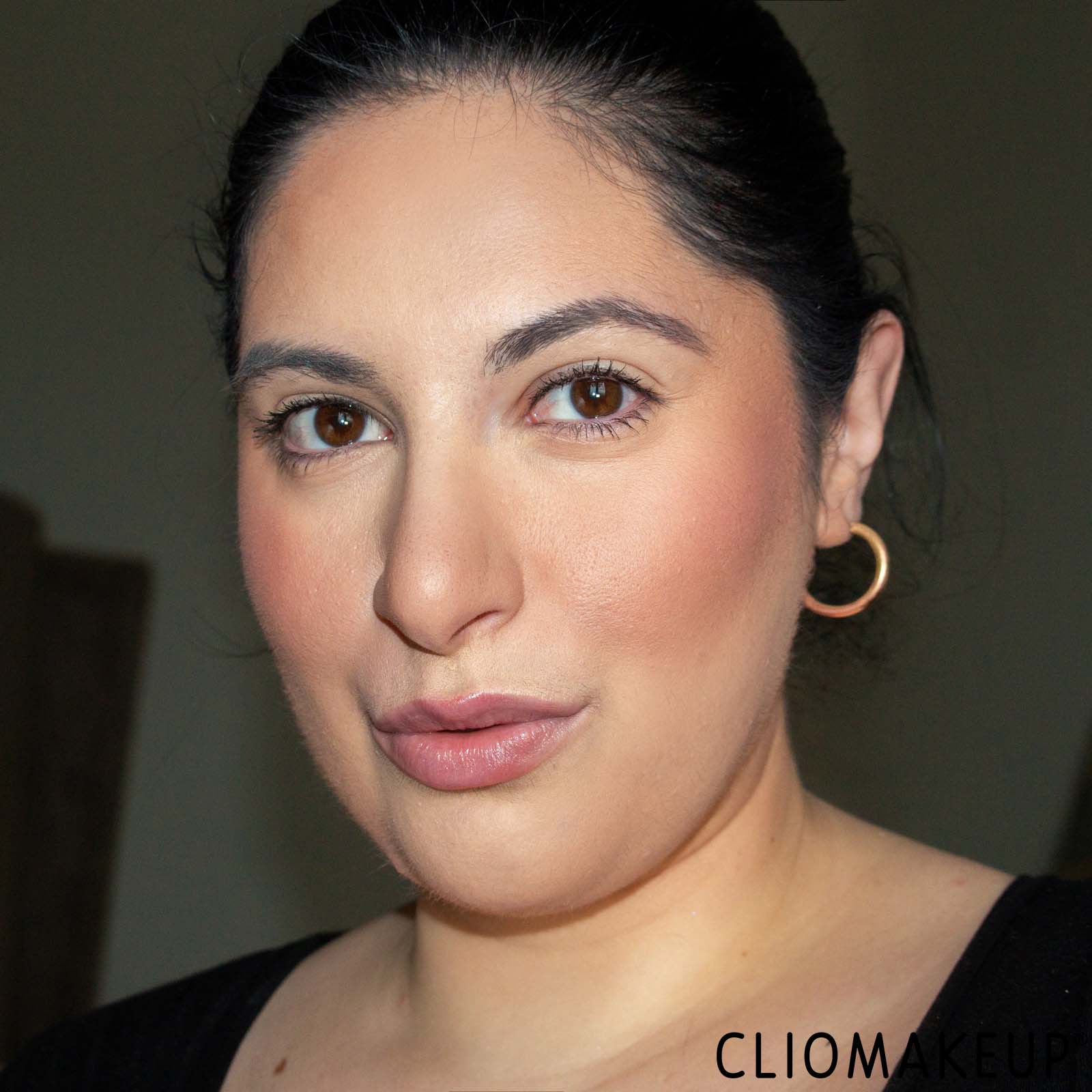 cliomakeup-recensione-correttore-rimmel-lasting-finish-breathable-25h-concealer-13