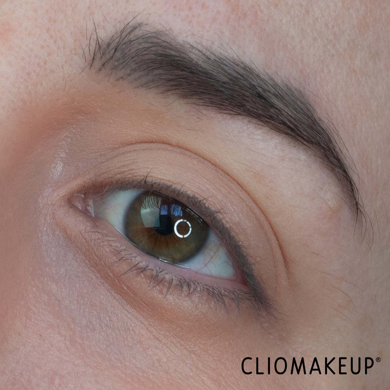 cliomakeup-recensione-correttore-tarte-shape-tape-corrector-11