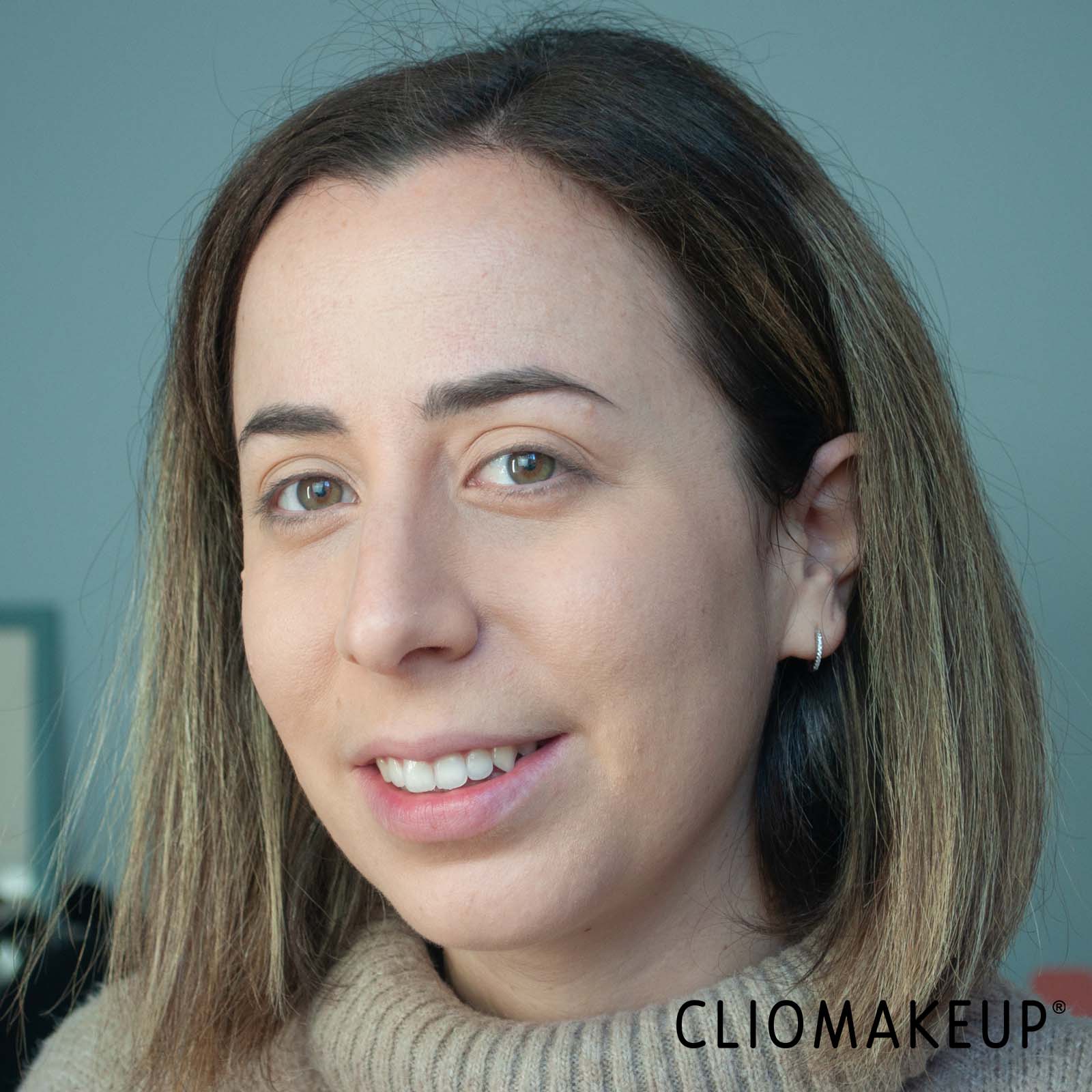 cliomakeup-recensione-correttore-tarte-shape-tape-corrector-12