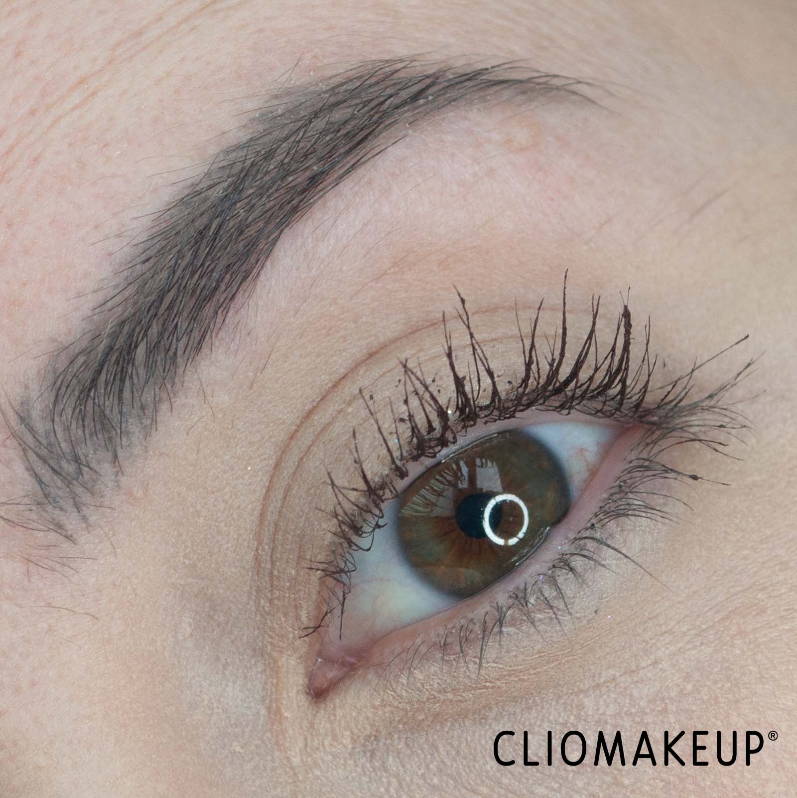 cliomakeup-recensione-mascara-maybelline-total-temptation-deep-cocoa-mascara-11