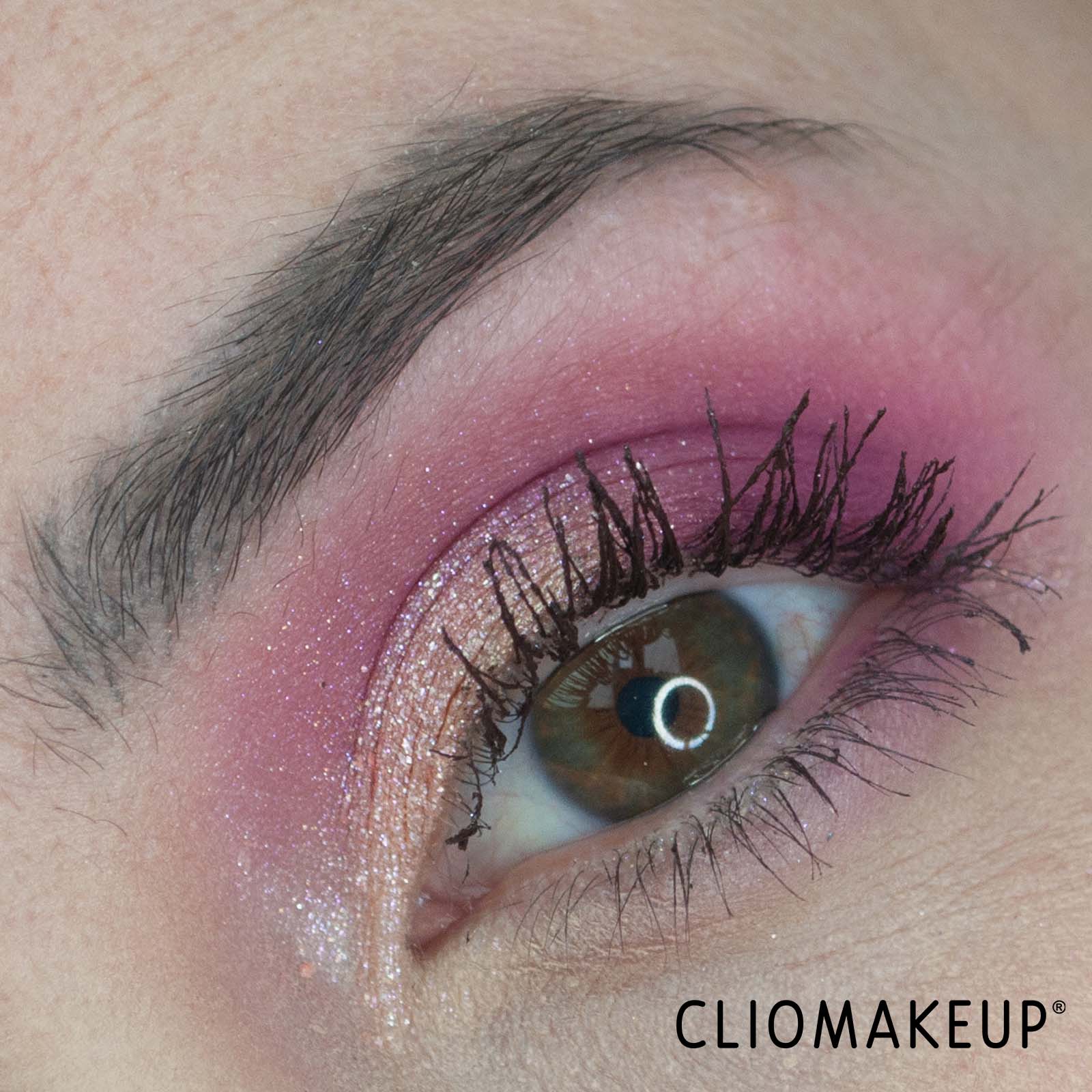 cliomakeup-recensione-palette-essence-emily-in-paris-eyeshadow-palette-11