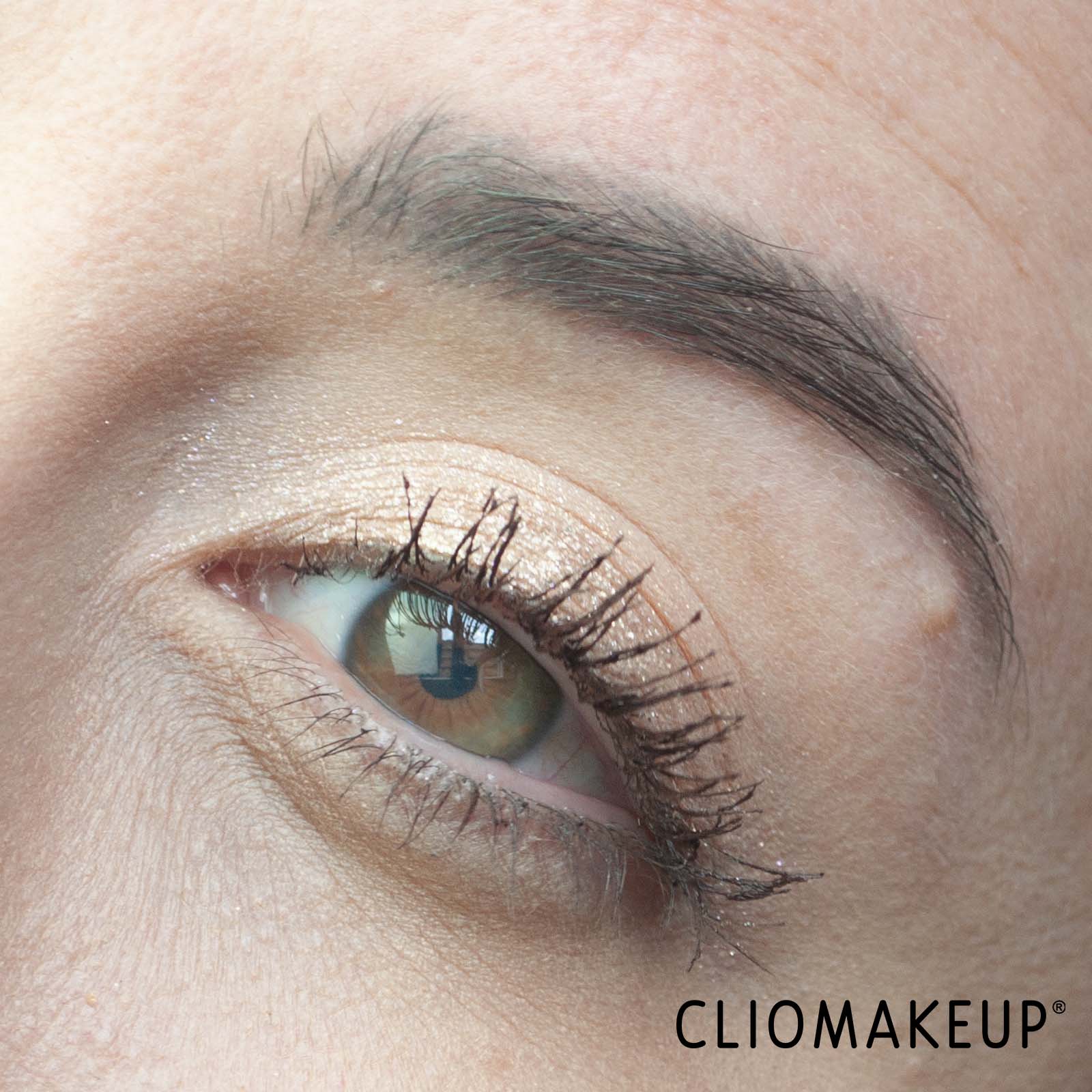 cliomakeup-recensione-palette-essence-emily-in-paris-eyeshadow-palette-8