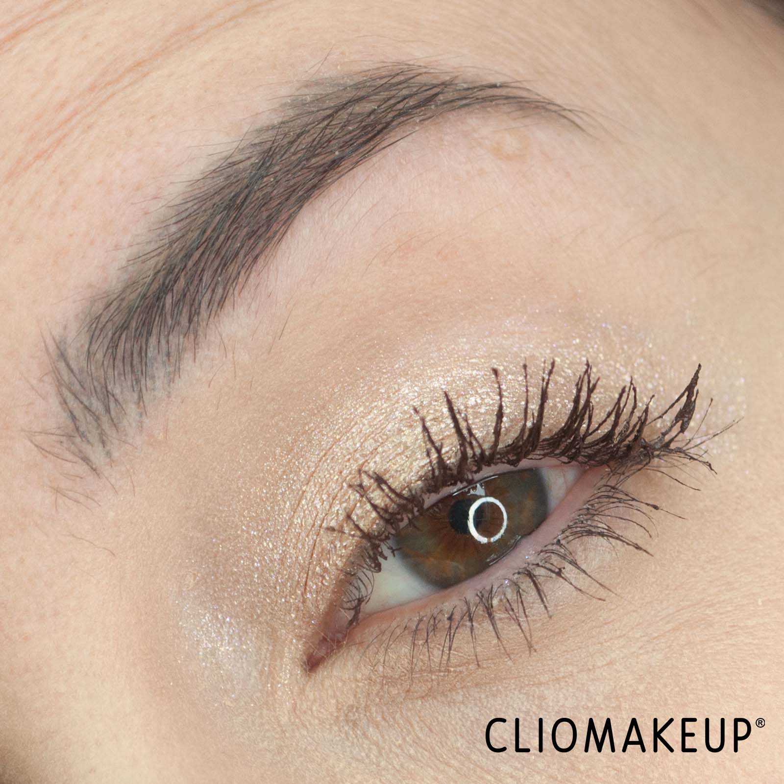 cliomakeup-recensione-palette-essence-emily-in-paris-eyeshadow-palette-9