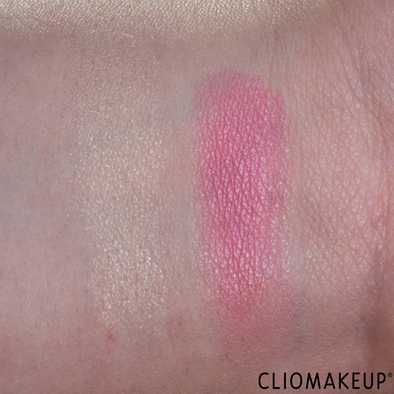 cliomakeup-recensione-palette-viso-catrice-cheek-affair-blush-e-highlighter-palette-6