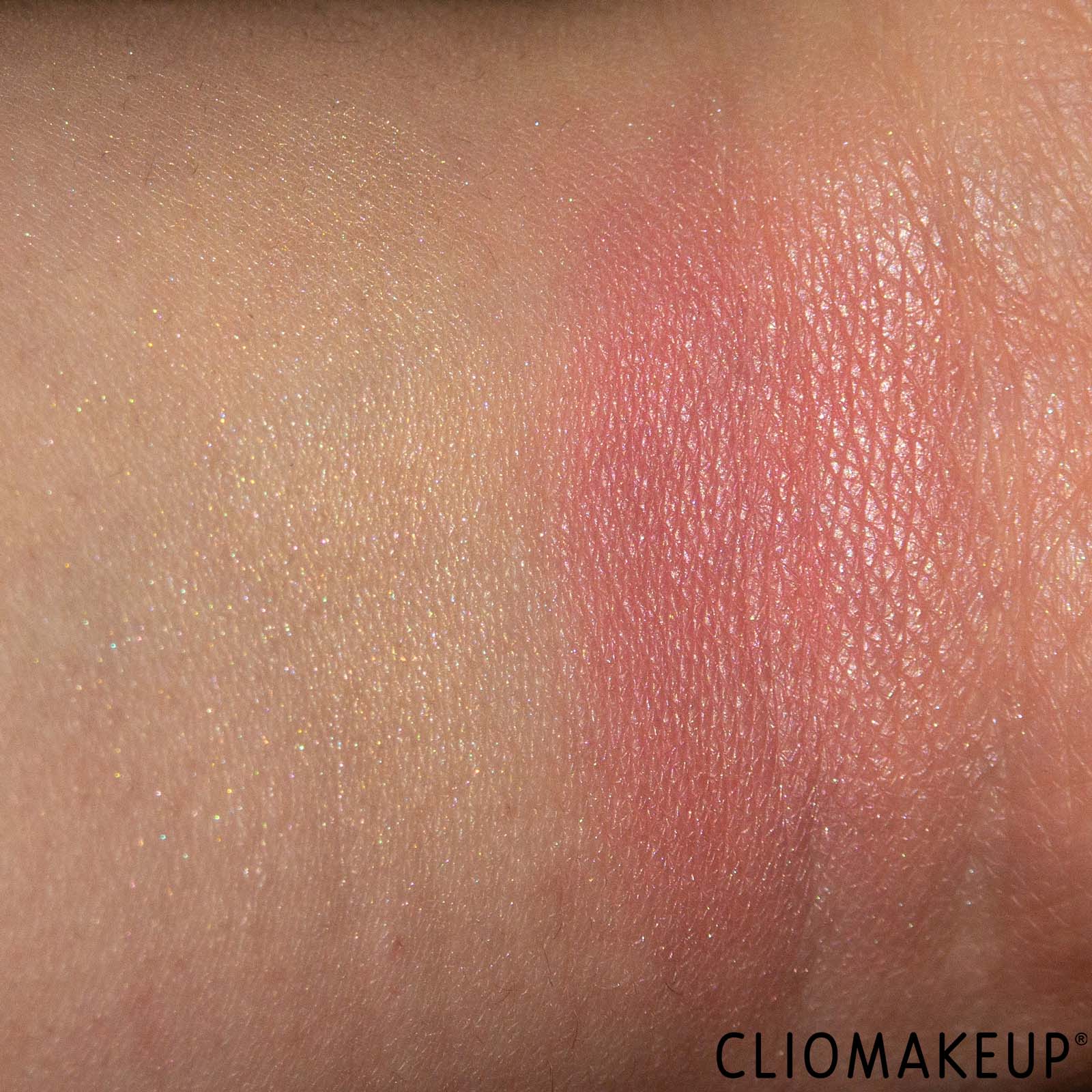 cliomakeup-recensione-palette-viso-catrice-cheek-affair-blush-e-highlighter-palette-9