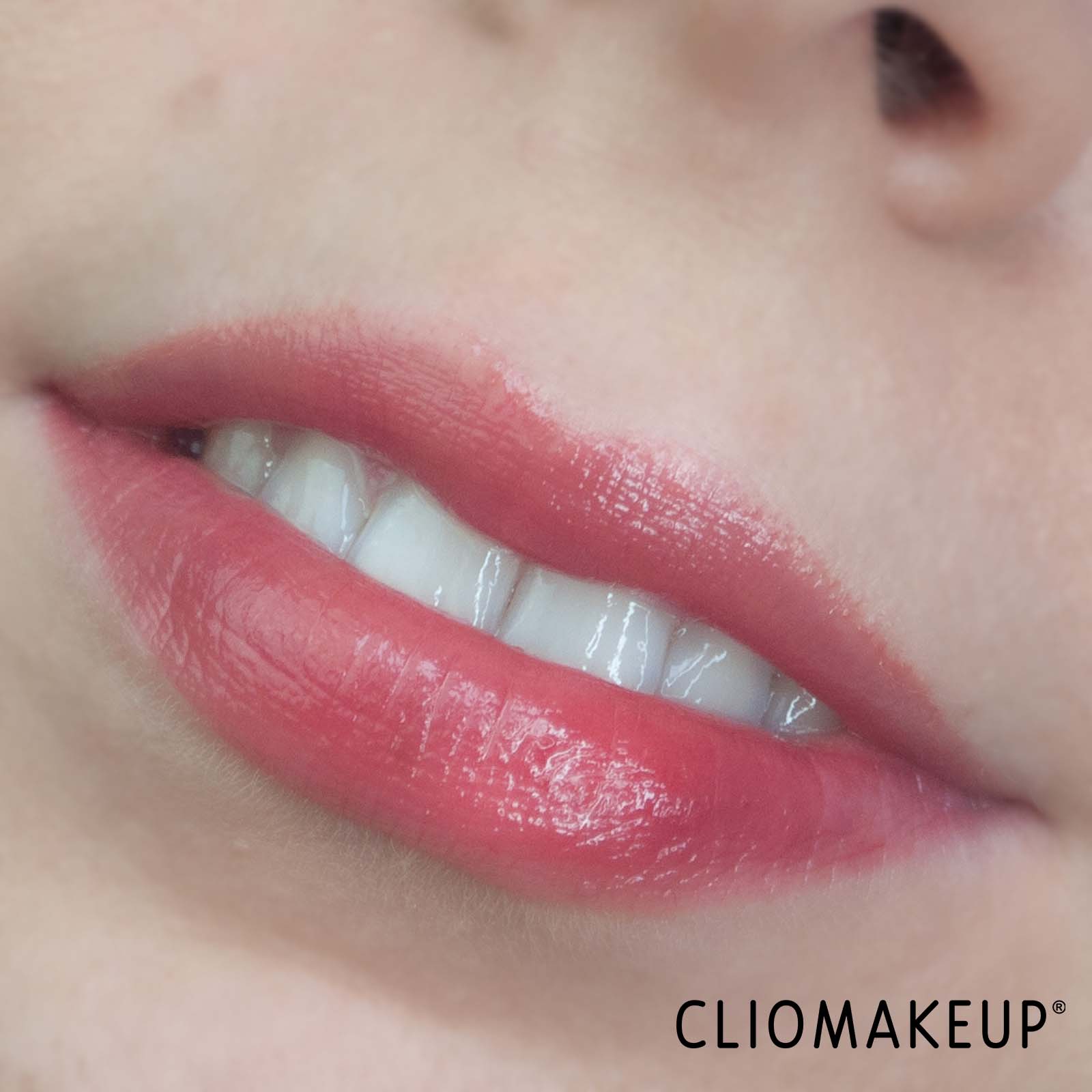 cliomakeup-recensione-rossetto-elf-glossy-lip-stain-11