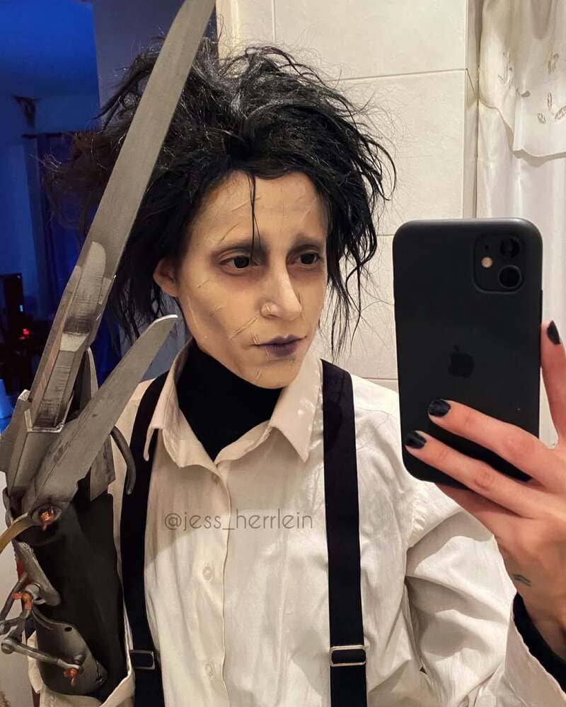 trucco-carnevale-edward-mani-di-forbice