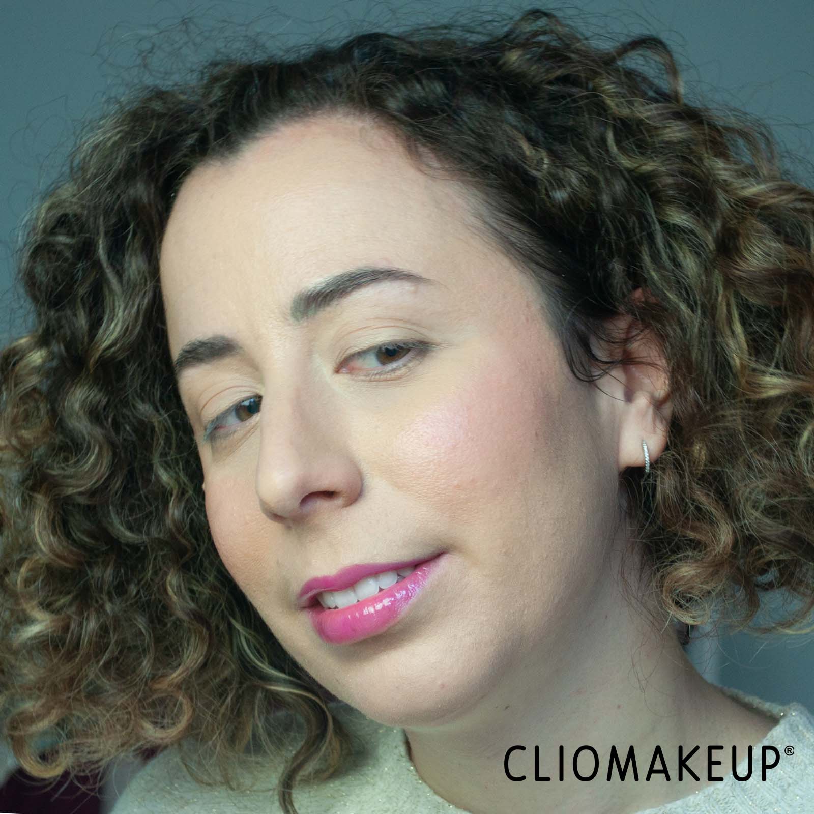cliomakeup-recensione-fondotinta-mac-studio-radiance-serum-powered-foundation-10