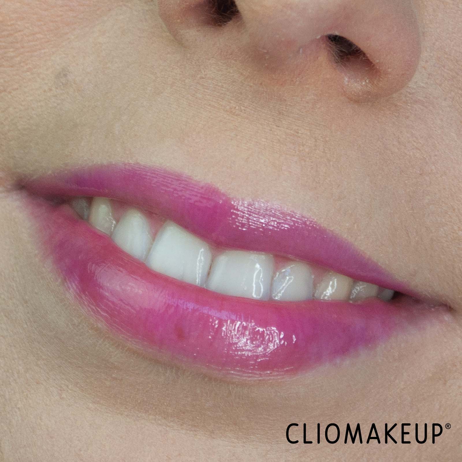 cliomakeup-recensione-olio-guance-e-labbra-revolution-ph-bomb-lip-e-cheek-oil-9
