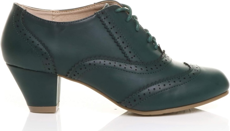 cliomakeup-scarpe-francesine-inverno-2024-ajvani