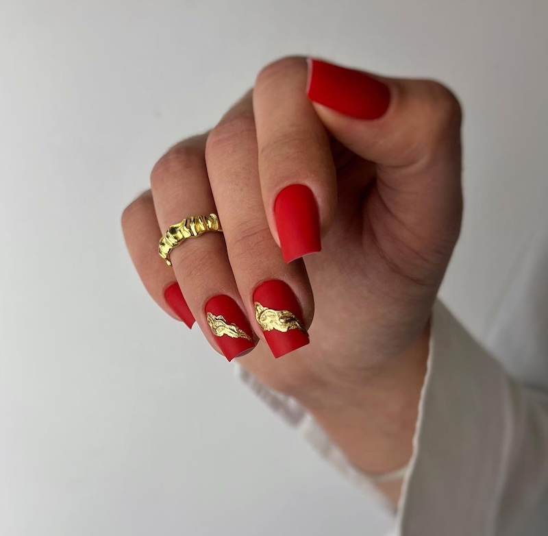 cliomakeup-smalto-rosso-2024-5