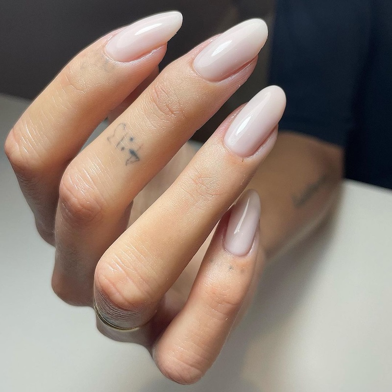 cliomakeup-unghie-semplici-2024-4