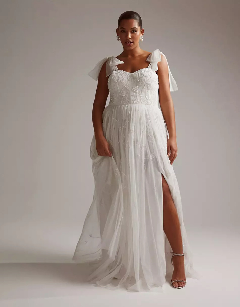 cliomakeup-abiti-sposa-economici-2024-asos-curve-mila
