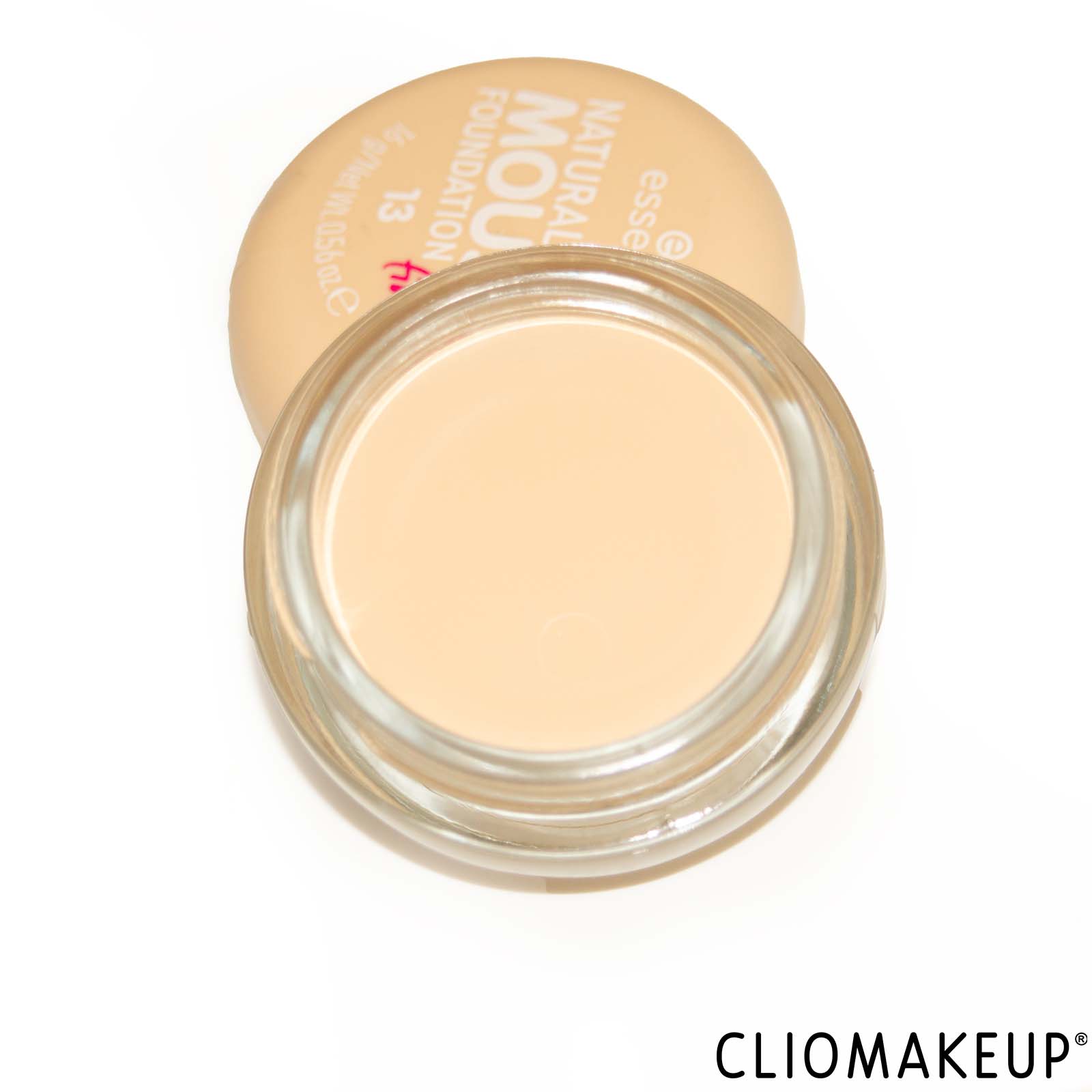 cliomakeup-recensione-fondotinta-essence-natural-matte-mousse-foundation-5