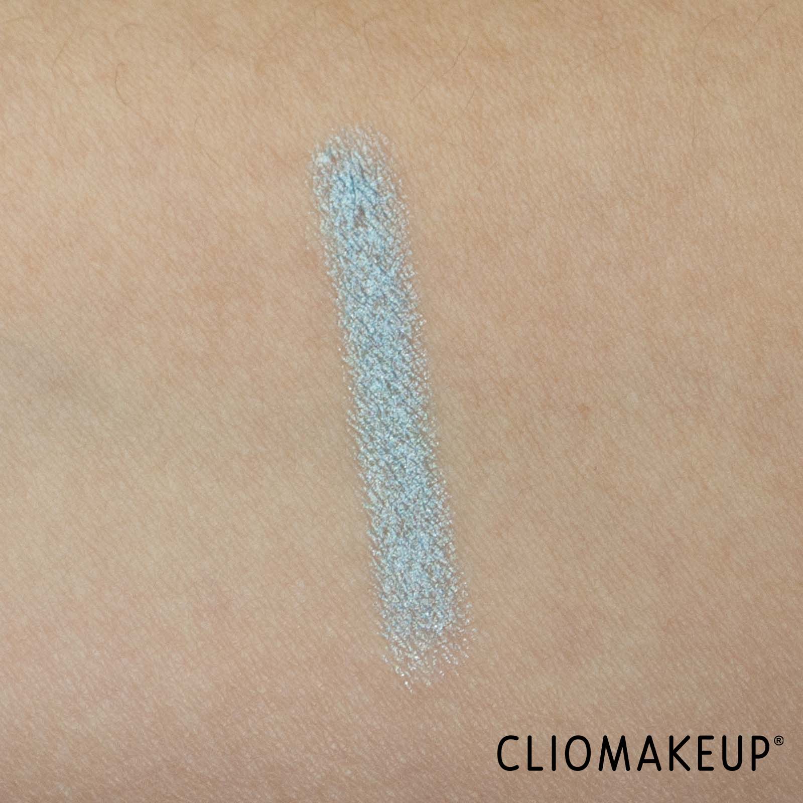 cliomakeup-recensione-ombretto-stick-naj-oleari-absolute-stay-eyeshadow-7