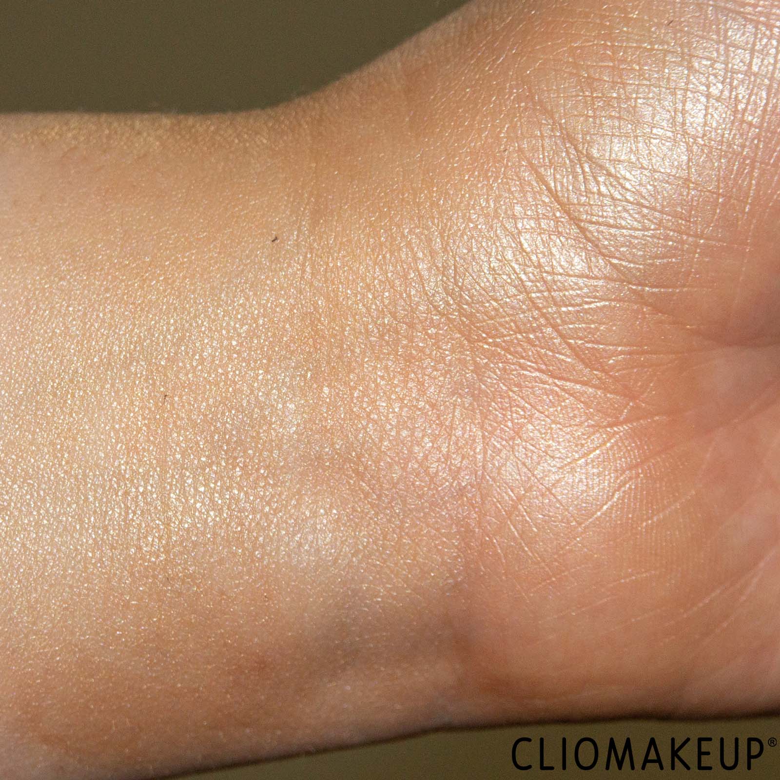 cliomakeup-recensione-primer-essence-foundation-magic-filter-glow-booster-9