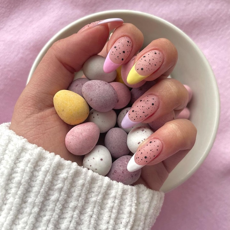 cliomakeup-unghie-pasqua-2024-14