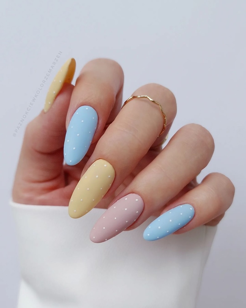 cliomakeup-unghie-pasqua-2024-19