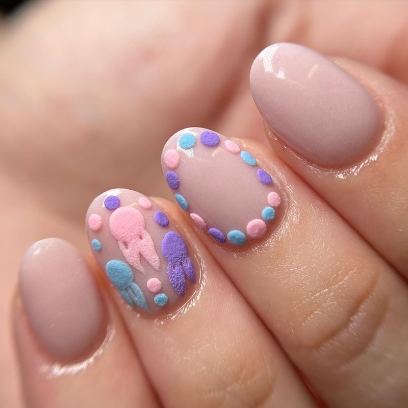 cliomakeup-unghie-pasqua-2024-9