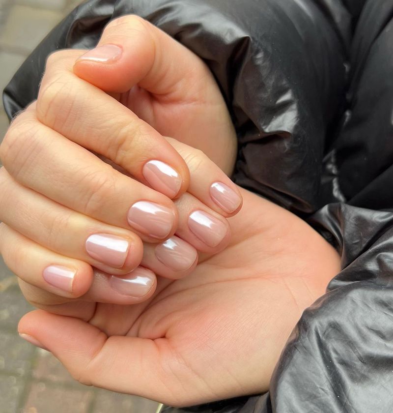 cliomakeup-glazed-donut-nails-primavera-2024-4