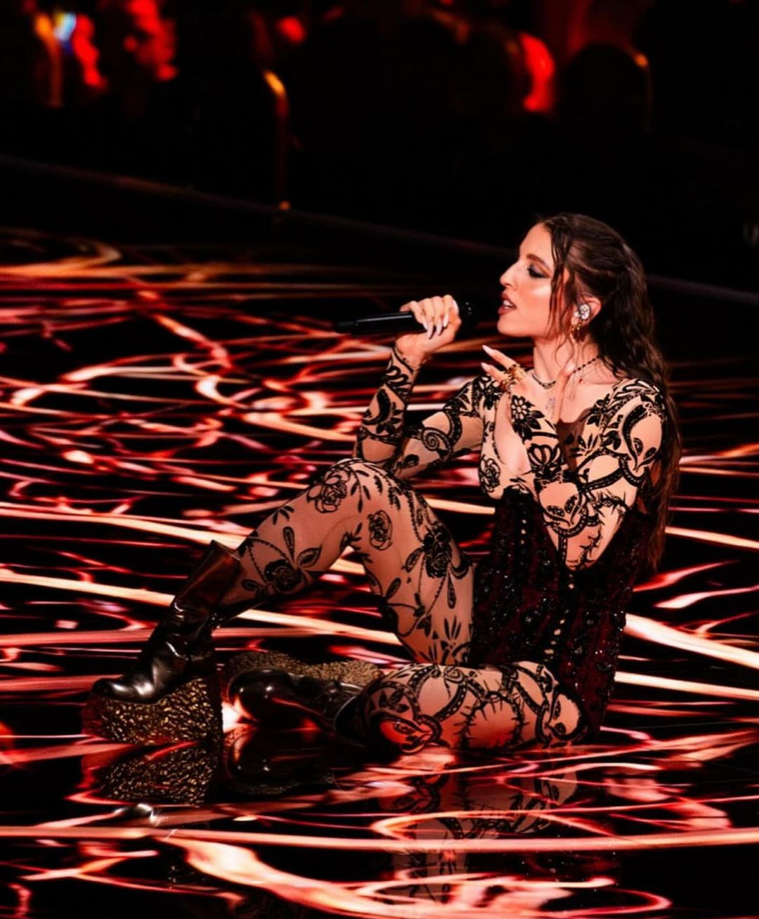 cliomakeup-angelina-mango-look-eurovision-2024-6