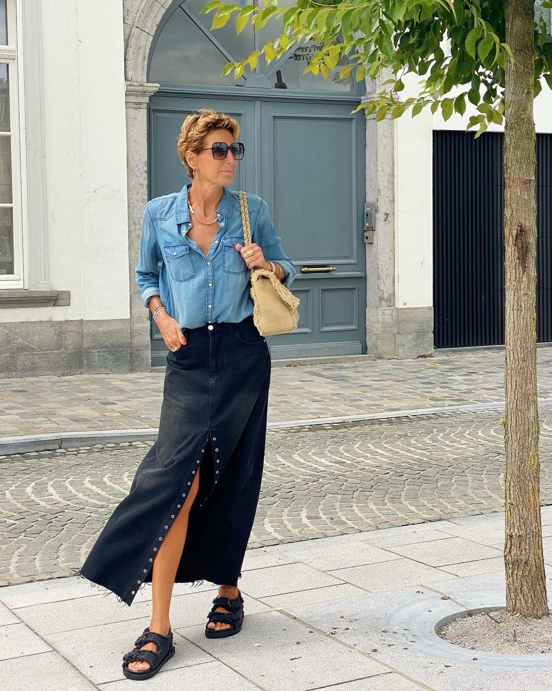 cliomakeup-come-abbinare-gonna-nera-estate-2