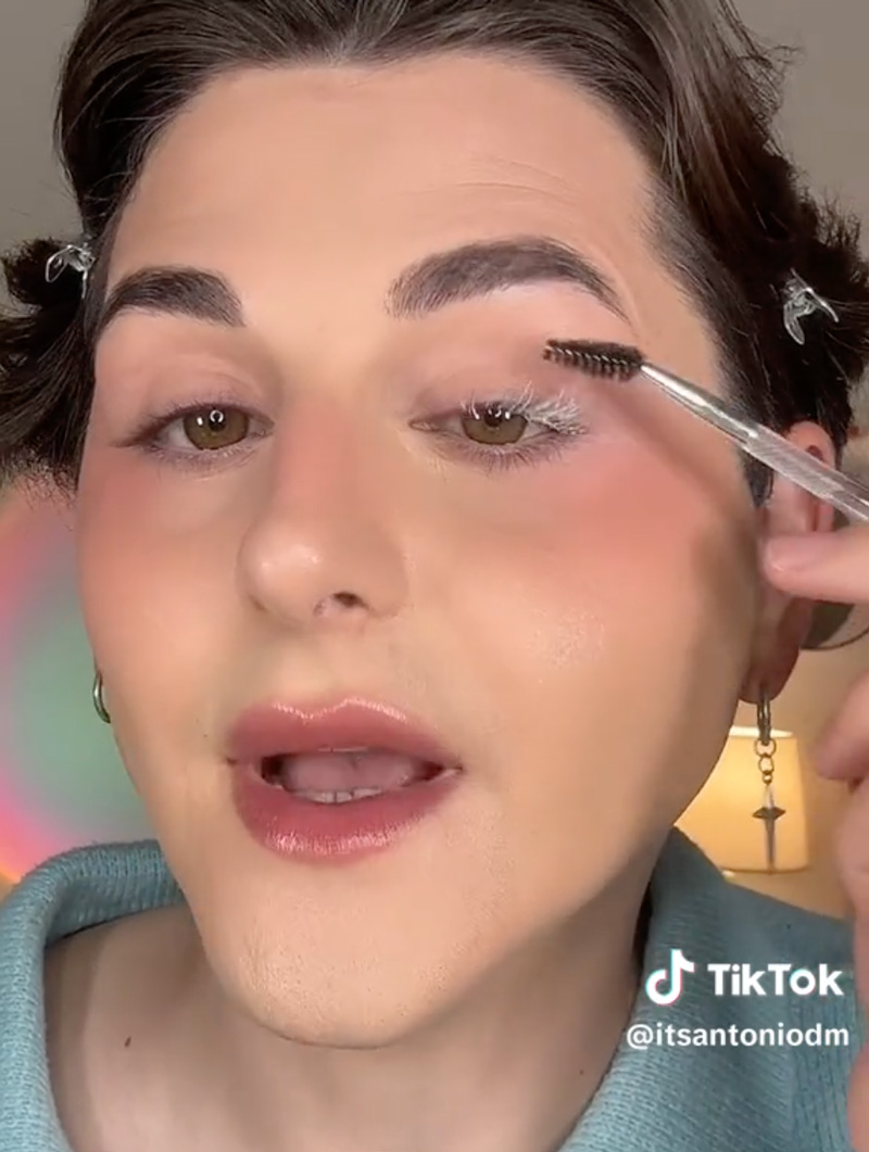 cliomakeup-ombrè-mascara-applicazione-base-bianca