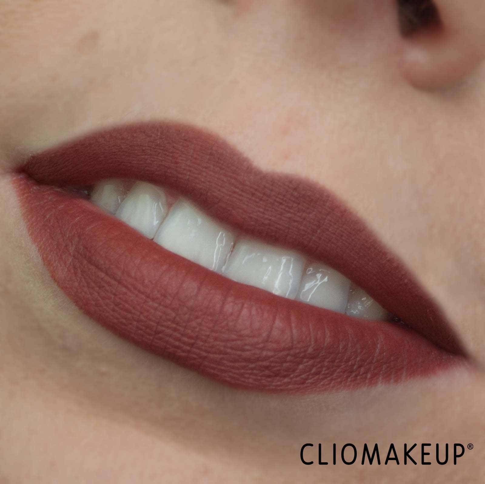 cliomakeup-recensione-matite-labbra-nars-powermatte-high-intensity-lip-pencil-11