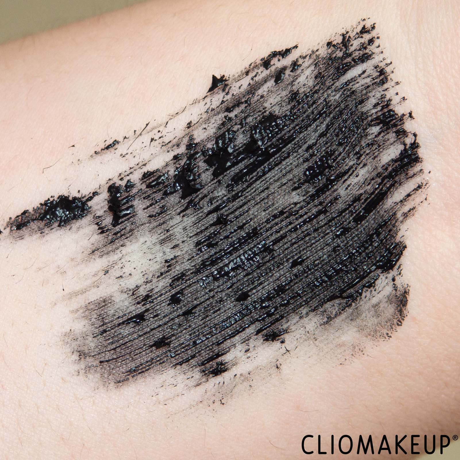 cliomakeup-recensione-mascara-astra-subliminal-waterproof-mascara-7