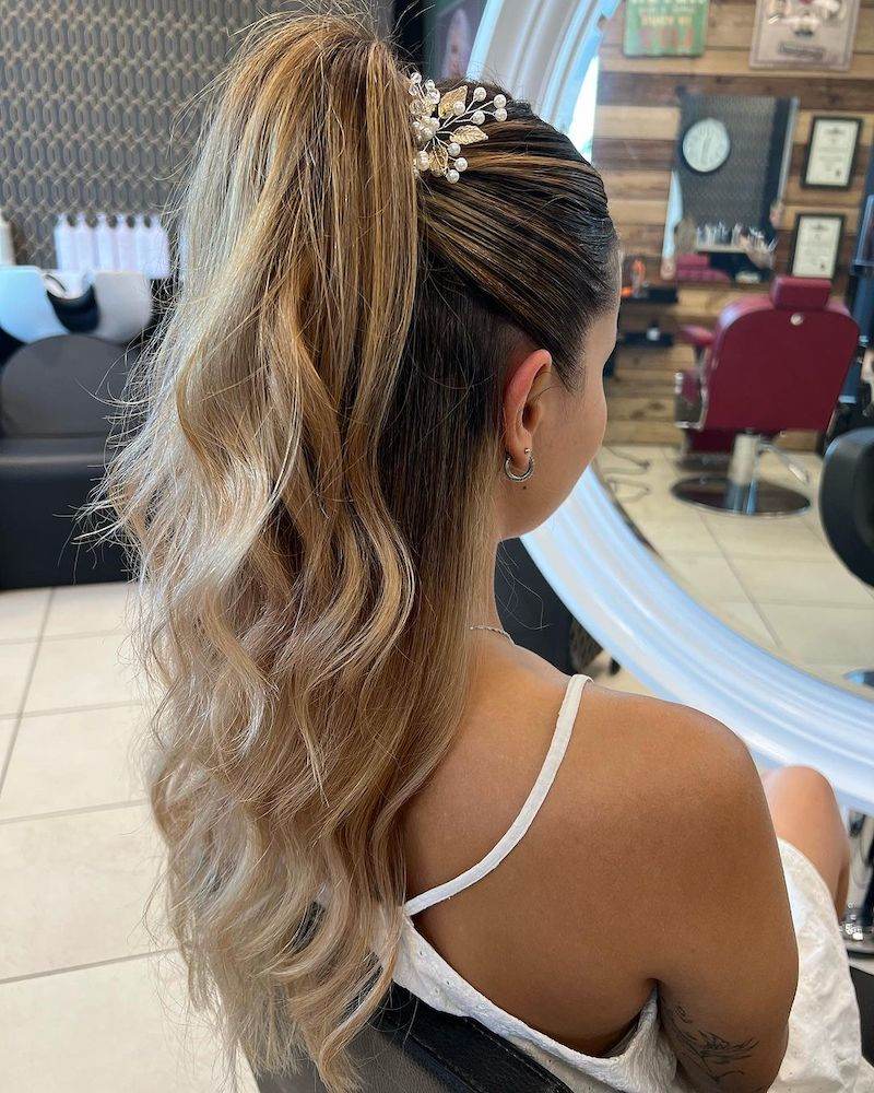 cliomakeup-semiraccolto-capelli-lunghi-1
