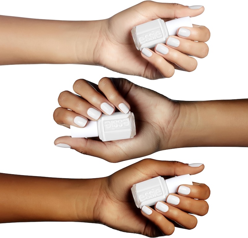 cliomakeup-smalto-bianco-estate-2024-essie