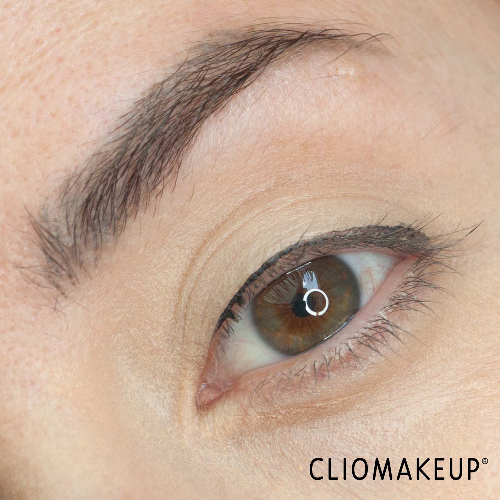 cliomakeup-recensione-eyeliner-rimmel-glam-eyes-professional-liquid-liner-9