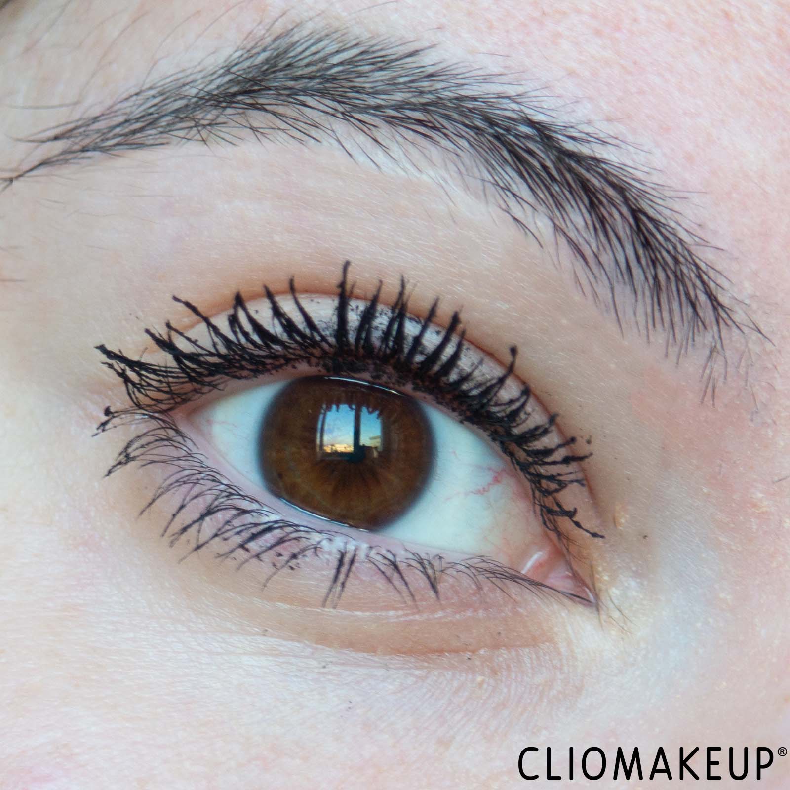 cliomakeup-recensione-mascara-essence-lash-princess-volume-mascara-12