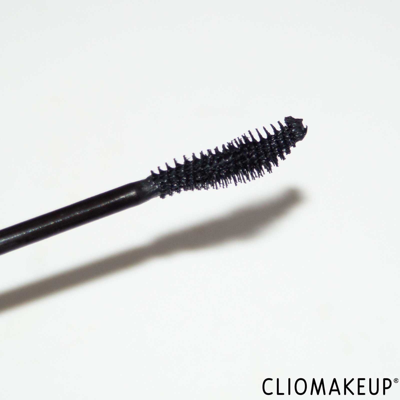 cliomakeup-recensione-mascara-essence-lash-princess-volume-mascara-5