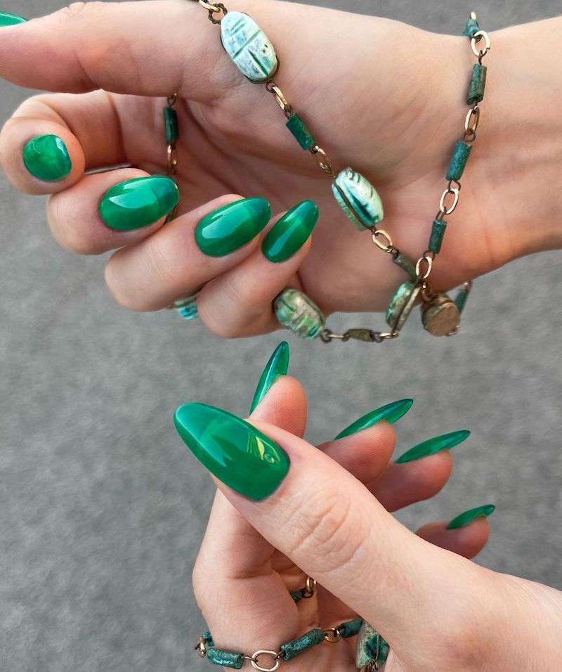 cliomakeup-unghie-effetto-vetro-9