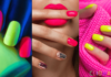 Cliomakeup-Unghie-Neon-monocromatiche-copertina